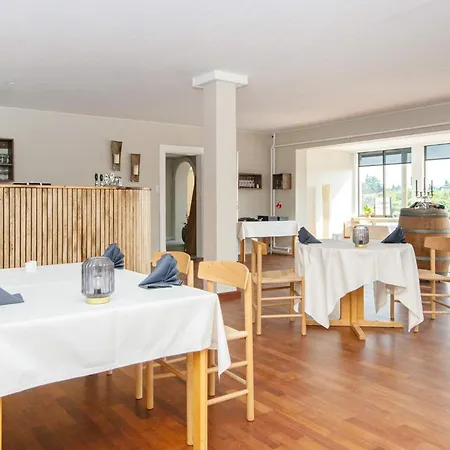 In Park- Shared Kitchen