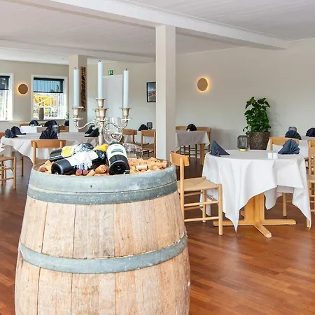 In Park- Shared Kitchen