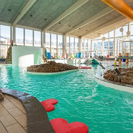 Nyaraló In Park- Shared Kitchen Ulfborg