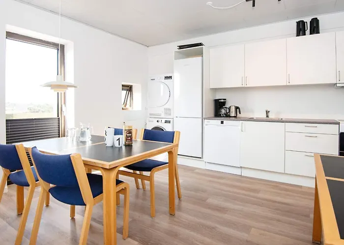 In Park- Shared Kitchen *